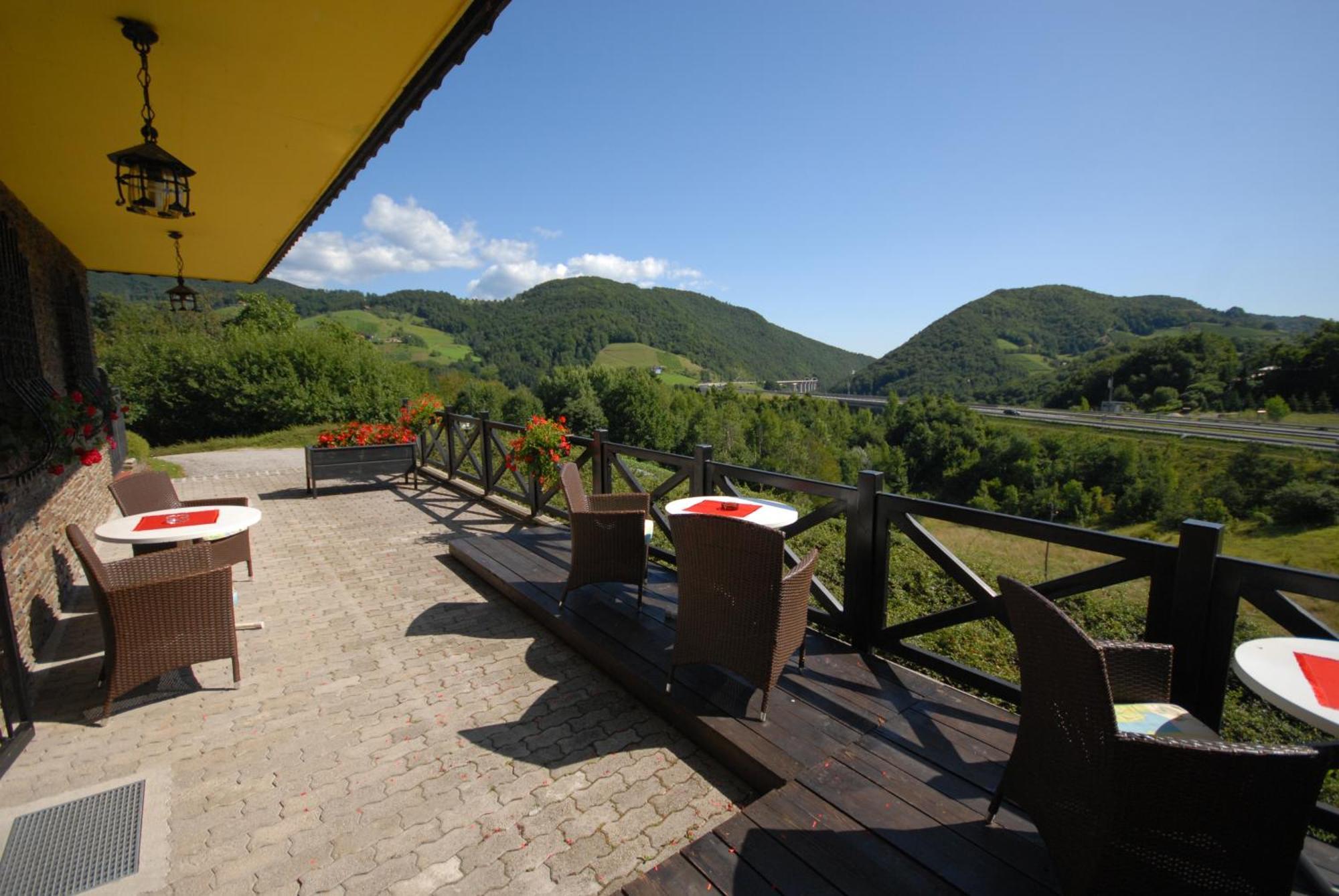 Pod Orehi Guest House Loče pri Poljčanah Exterior foto