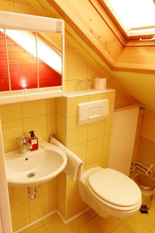 Pod Orehi Guest House Loče pri Poljčanah Cameră foto