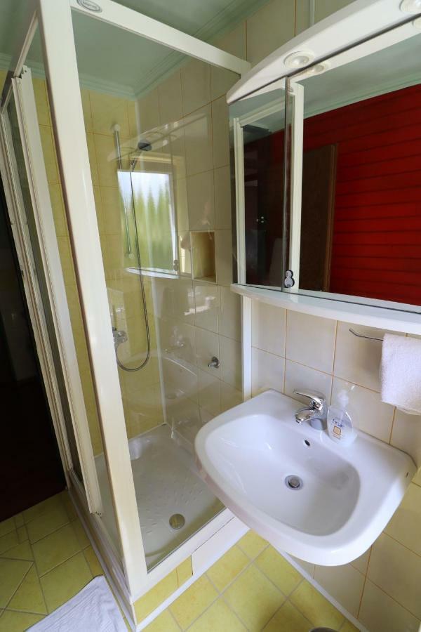 Pod Orehi Guest House Loče pri Poljčanah Exterior foto